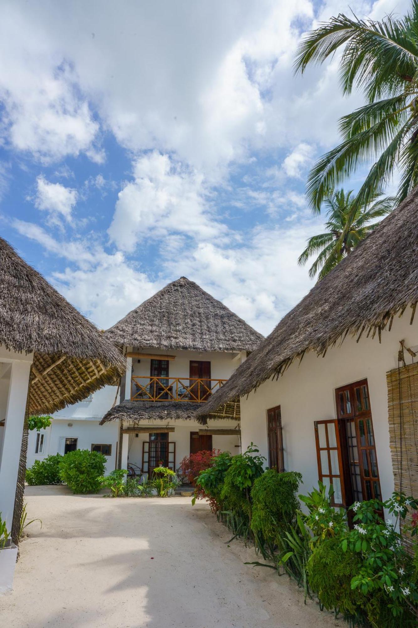 Savera Beach Houses Джамбиани Екстериор снимка